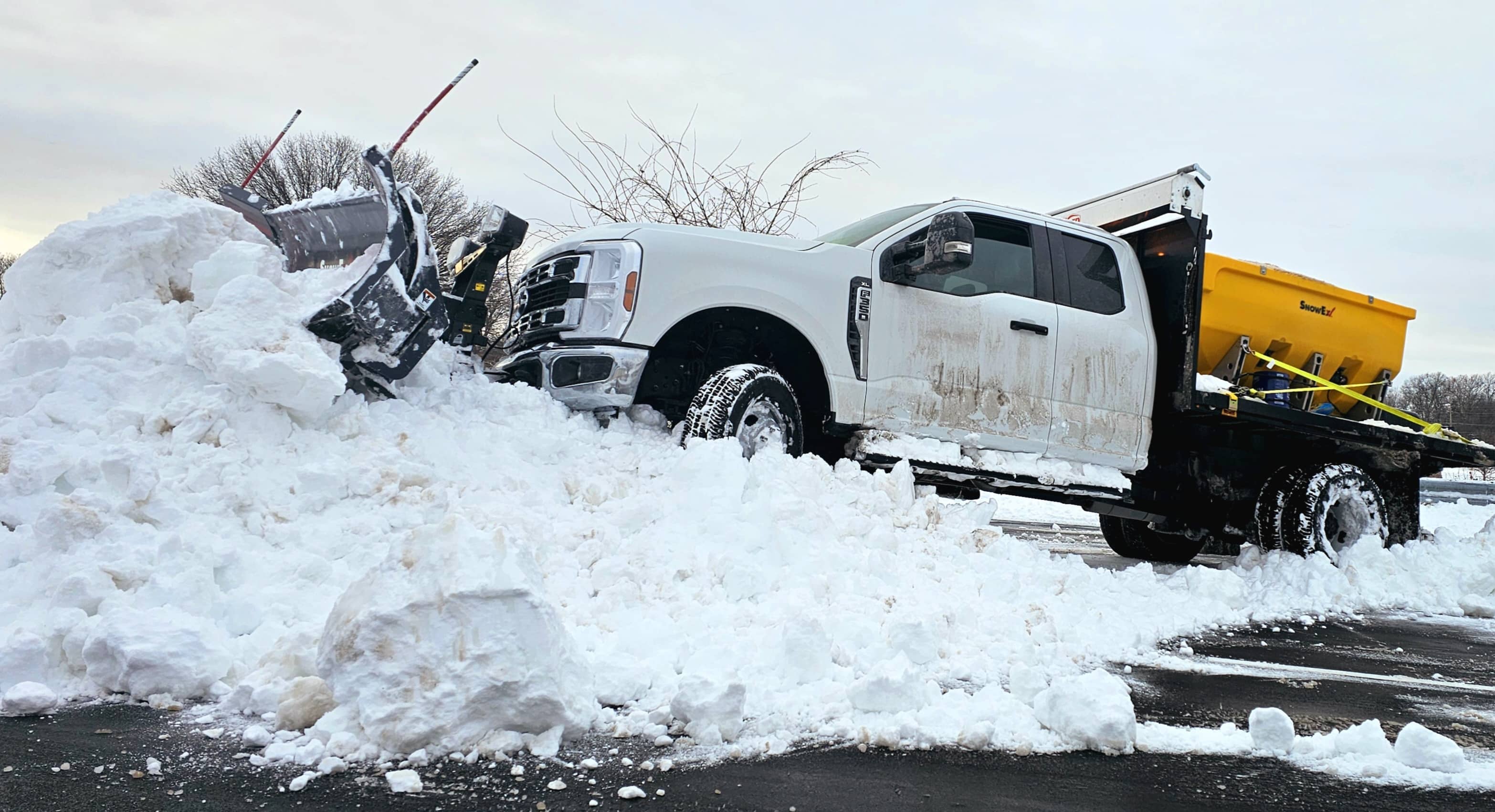 Snow removal services in St. Charles, Missouri